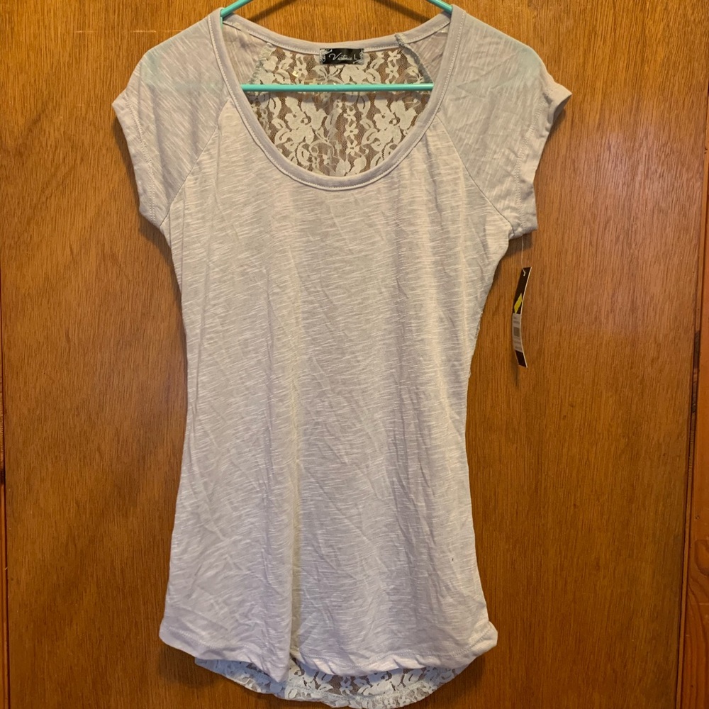 NWT Women’s size L grey tee with lace back fits M